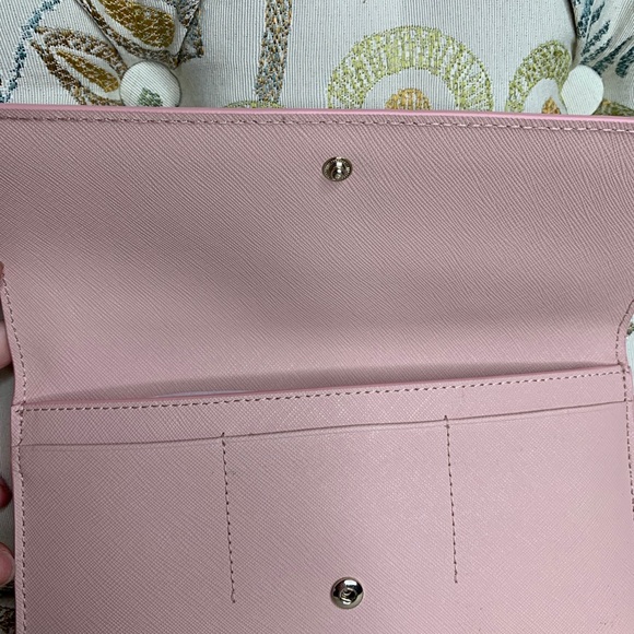New! Kate Spade Heart Embellished Leather Wallet - Picture 3 of 6